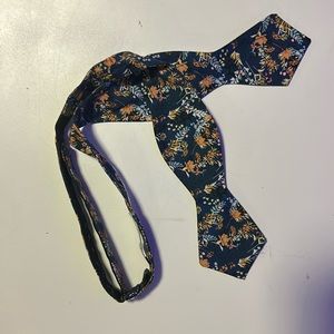 Floral Bow Tie
